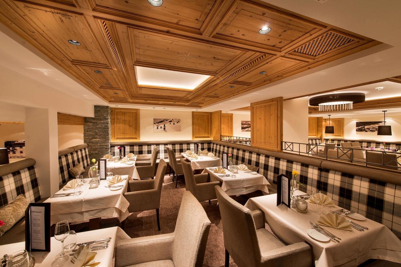 Hotel Bergblick 4 Sterne Superior Фис Экстерьер фото